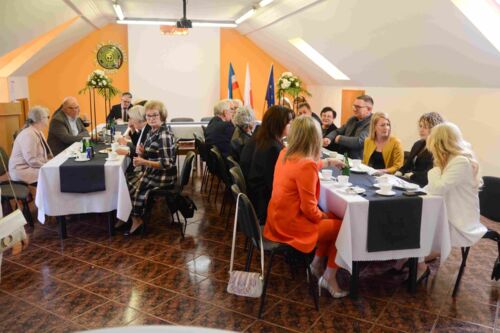 Uczestnicy uroczytsego śniadania jubileuszowego 